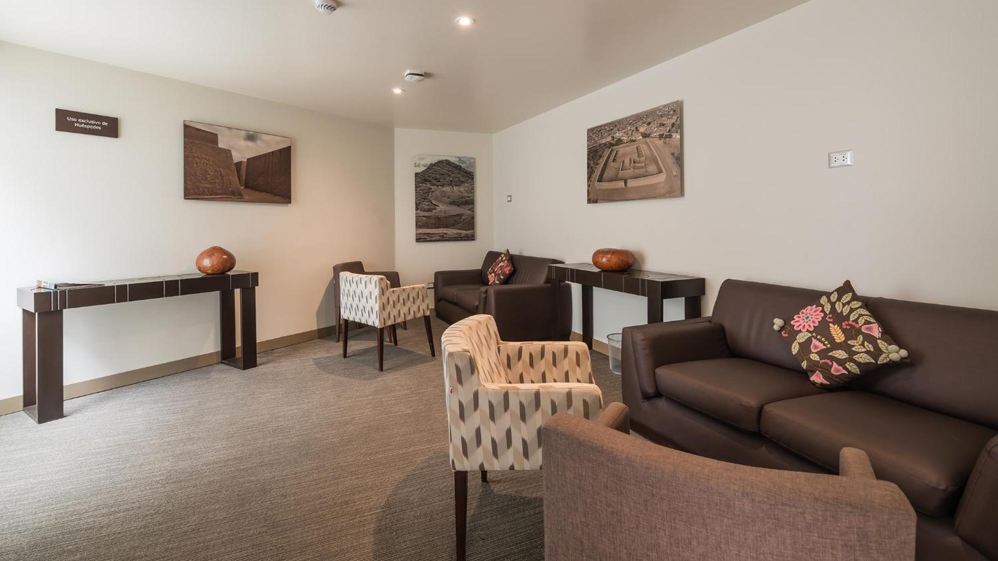 Готель Casa Andina Standard Trujillo Plaza Екстер'єр фото