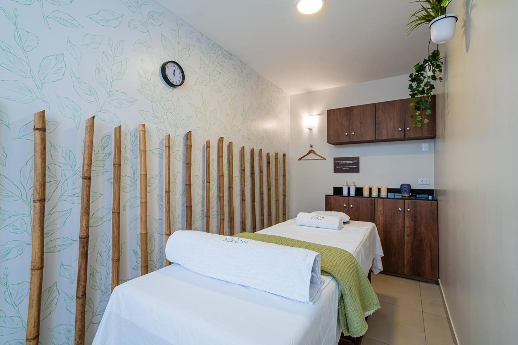 Готель Casa Andina Standard Trujillo Plaza Екстер'єр фото