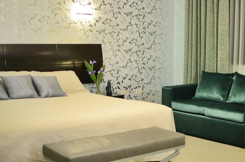 Готель Casa Andina Standard Trujillo Plaza Екстер'єр фото
