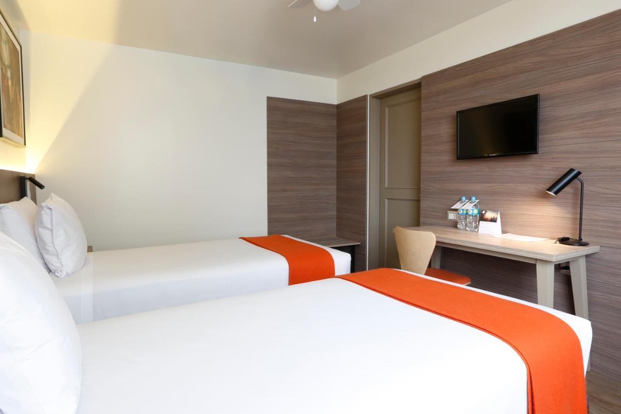 Готель Casa Andina Standard Trujillo Plaza Екстер'єр фото